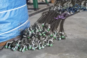 Fungsi shackle dalam sistem rigging - wire sling